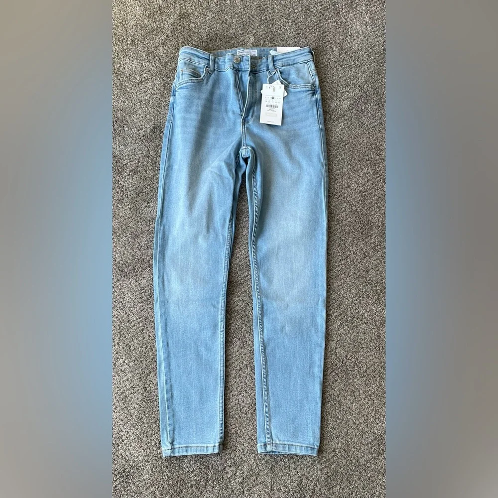 NWT Bershka Women’s Skinny High Rise Jeans | Size: 6 - Picture 3 of 6